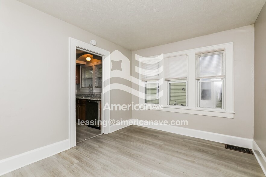 Building Photo - 2415 Central Ave