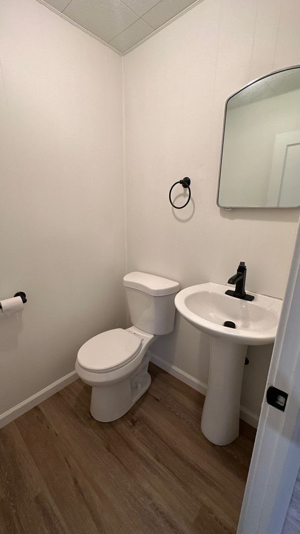 Building Photo - Spacious & Beautifully Updated 3BR Home with Extra Storage in Columbia