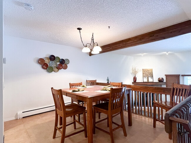 Building Photo - 4714 Mills Dr