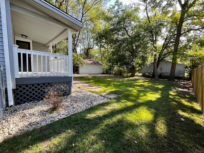 Building Photo - 2610 Knight Ave