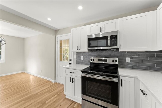 Building Photo - 3524 Brookfield Ln