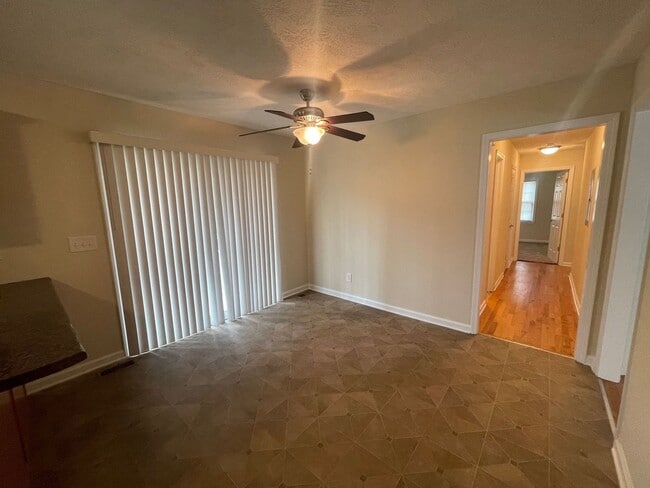 Building Photo - 5039 Coker St