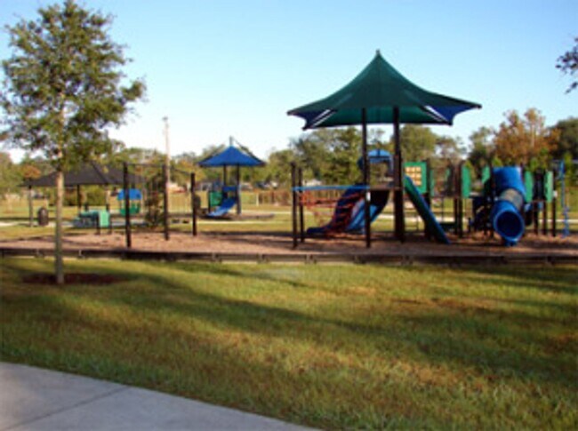 Building Photo - The perfect haven - 4Bedrooms / 2.5Bath family home at Orlando!