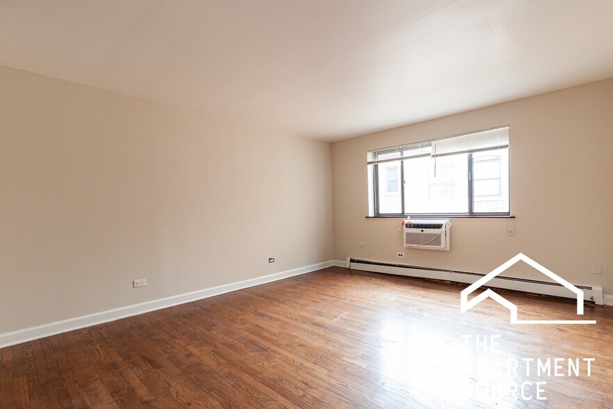 Building Photo - 6011 N Winthrop Ave