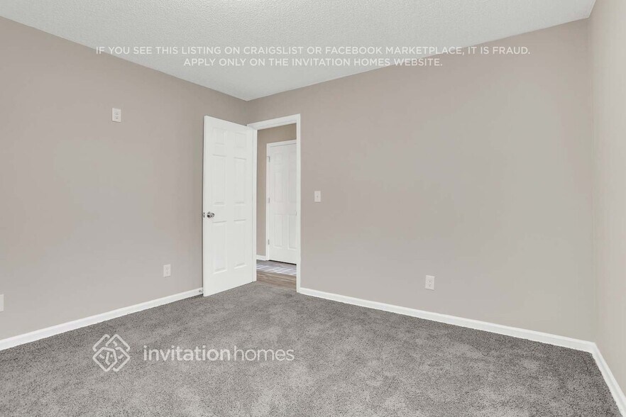 Building Photo - 562 Grandview Cir