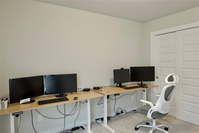 Building Photo - 3207 Tilley Dr