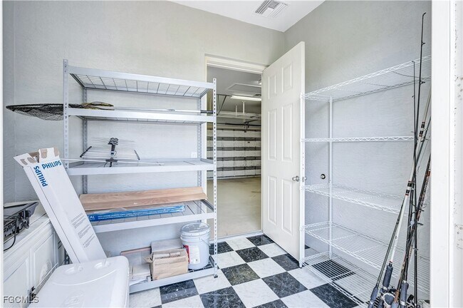 Primary Photo - 2730 NW 42nd Pl