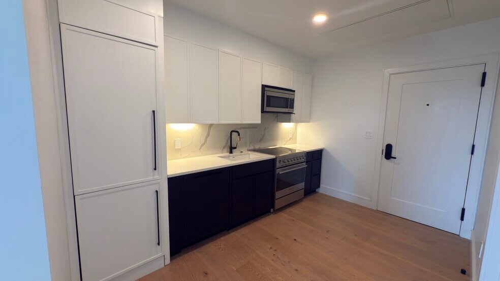 Building Photo - 50 Leo M Birmingham Pky