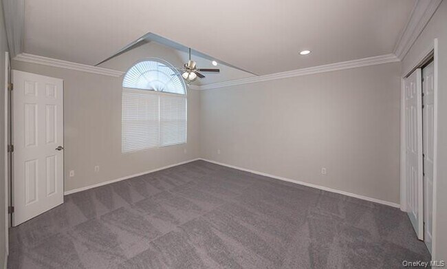 Building Photo - 54 Neal Path