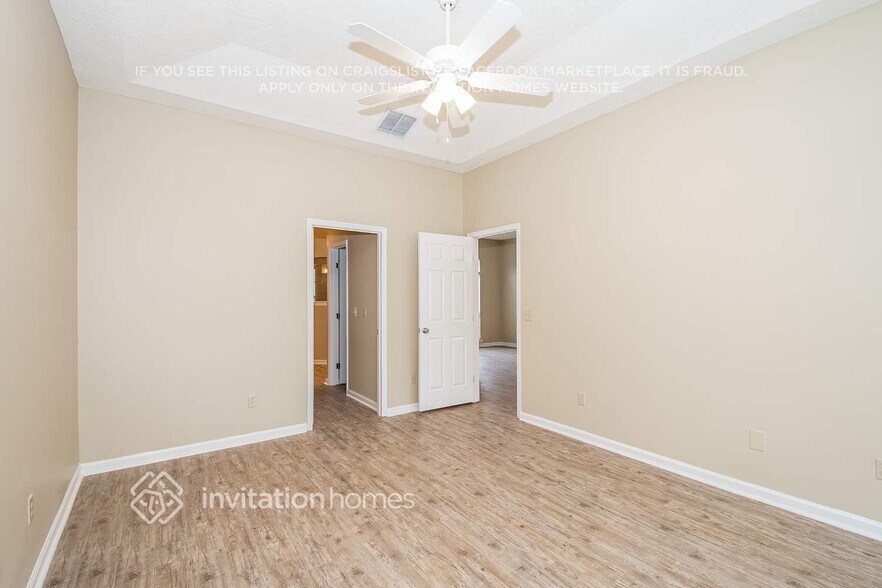 Building Photo - 5391 Blue Pacific Dr W