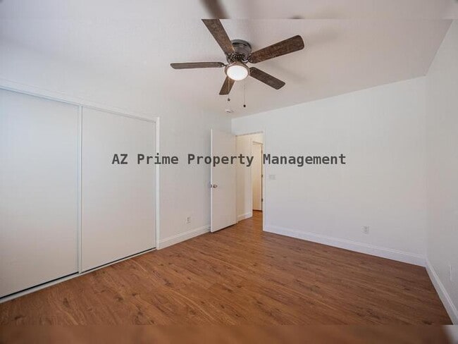 Building Photo - 17432 W Calavar Rd