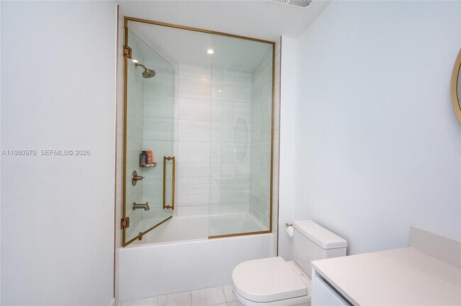 Building Photo - 2678 Tigertail Ave