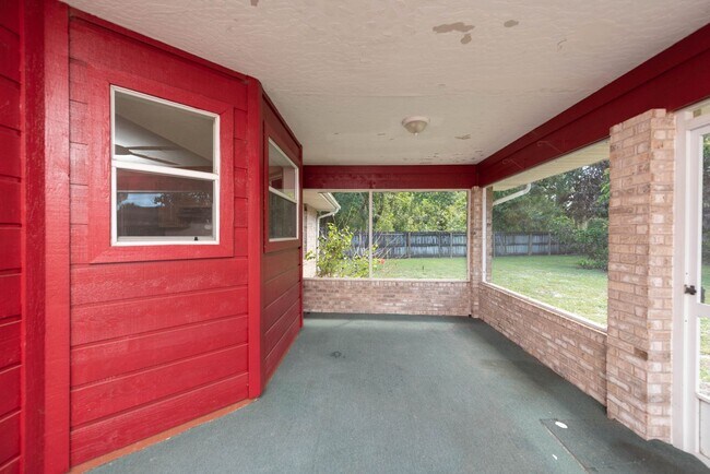 Building Photo - 1236 Buffing Cir SE