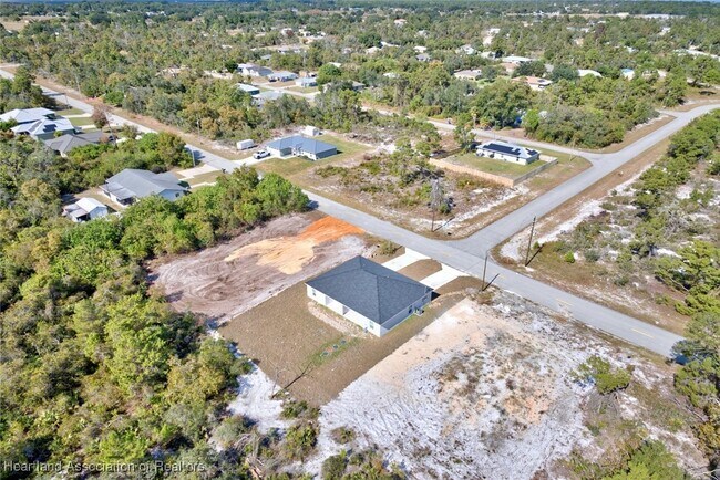 Building Photo - 293 Lincoln Rd NE