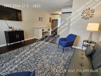 Building Photo - 1827 25th Ct S
