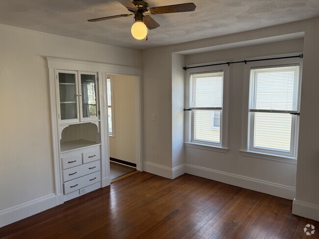 Building Photo - 23 Marlborough Rd