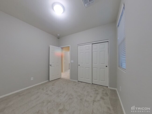 Building Photo - 17571 W Monte Lindo Ln