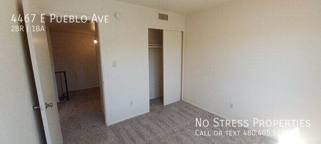 Building Photo - Town Home off 40th St and Broadway!