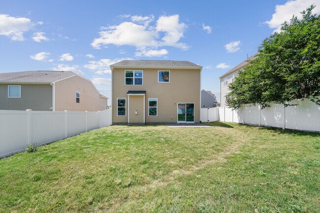 Building Photo - 4109 White Kestrel Dr