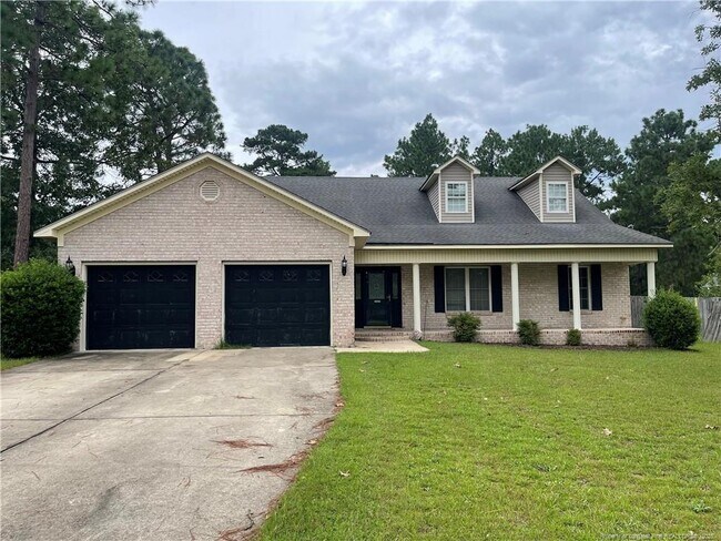 Primary Photo - 596 E Lake Ridge Rd