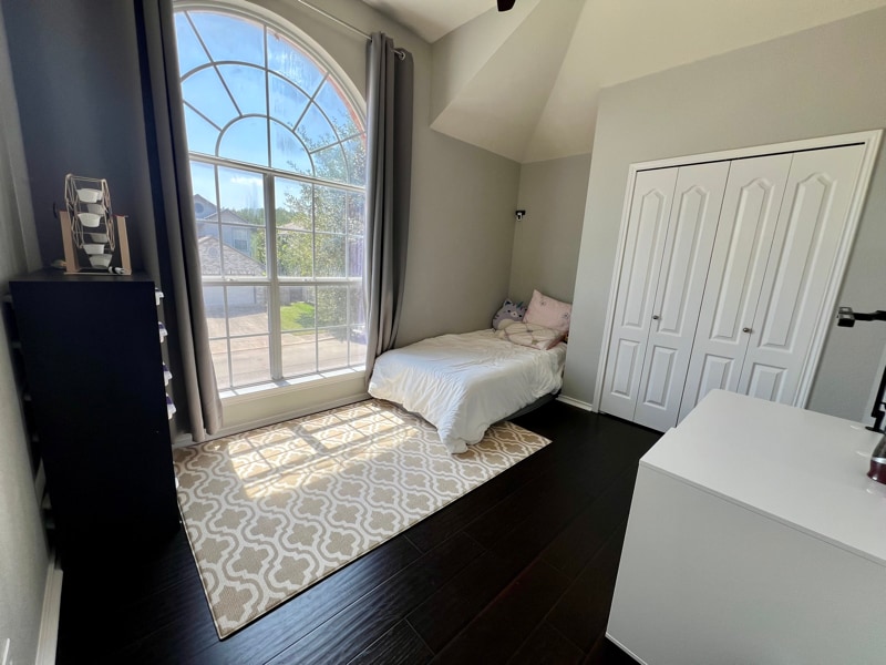 Building Photo - 6111 Wood Bayou