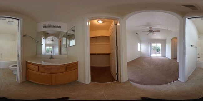 Building Photo - Lease Take Over available  - 3-bed 2-bath