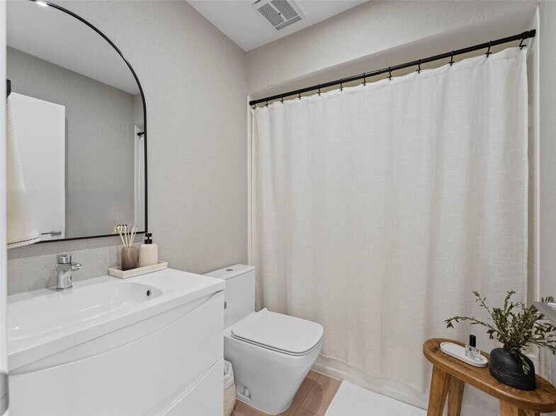 Building Photo - 7753 NW 189th St