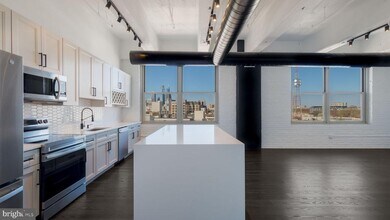 Building Photo - 444 N 4th St