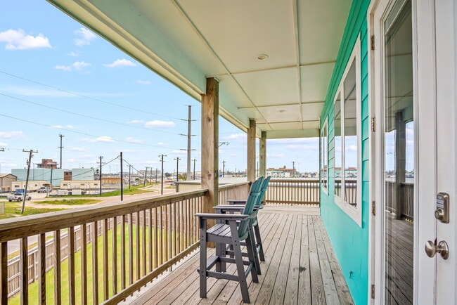 Building Photo - 100 Port Isabel St