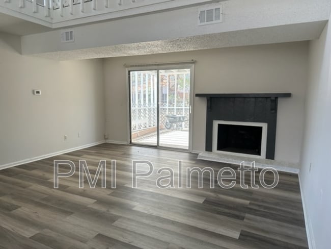 Building Photo - 106 Temple Walk Rd