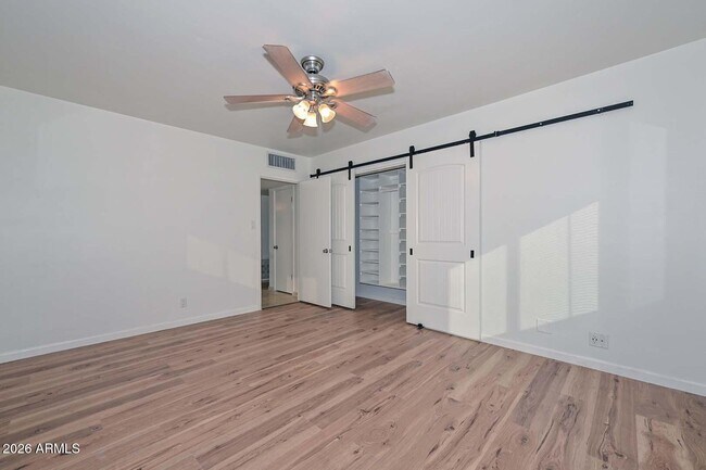 Building Photo - 6816 E Coronado Rd