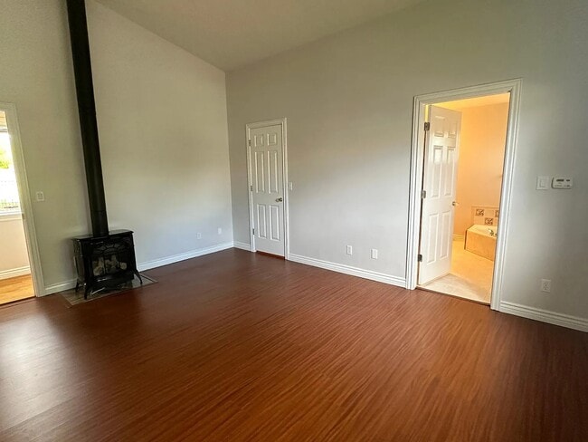 Building Photo - 515 W 100 S