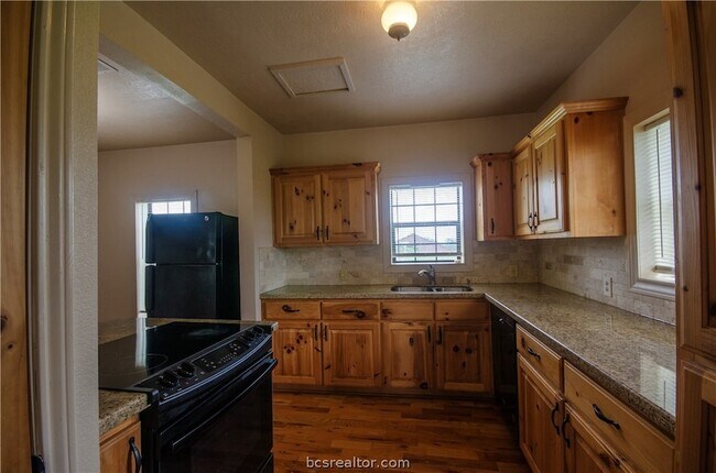 Building Photo - 9852 FM1179