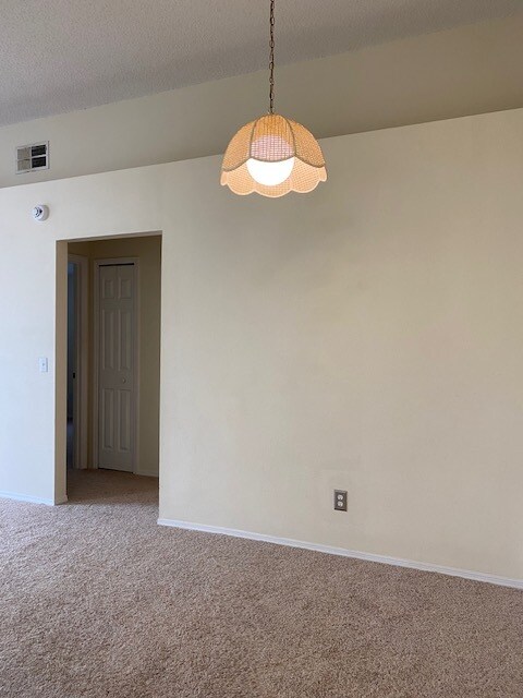 Building Photo - 2292 Harding Cir