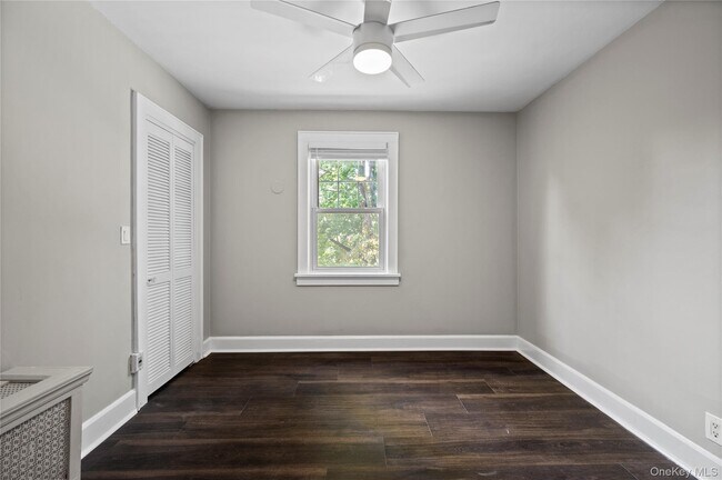 Building Photo - 305 Columbus Ave