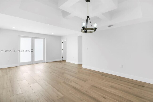 Building Photo - 6499 SW 39th St