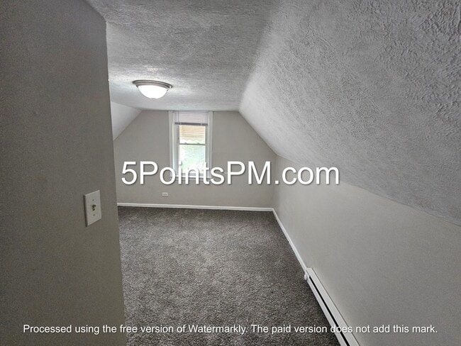 Building Photo - 4019 E 143rd St