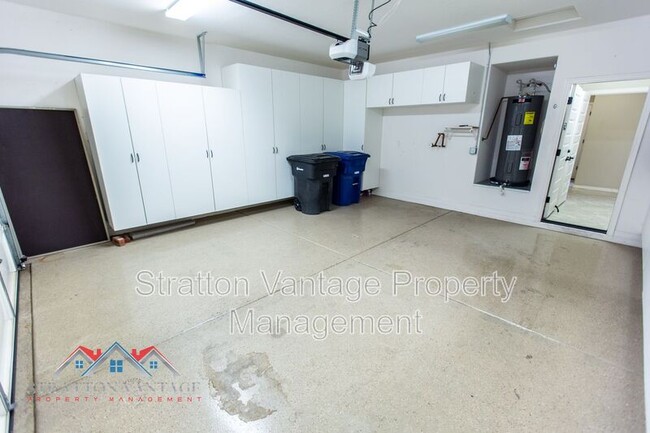 Building Photo - 256 N Jesse St