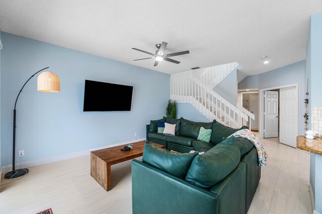 Building Photo - 4180 Manor Forest Trail