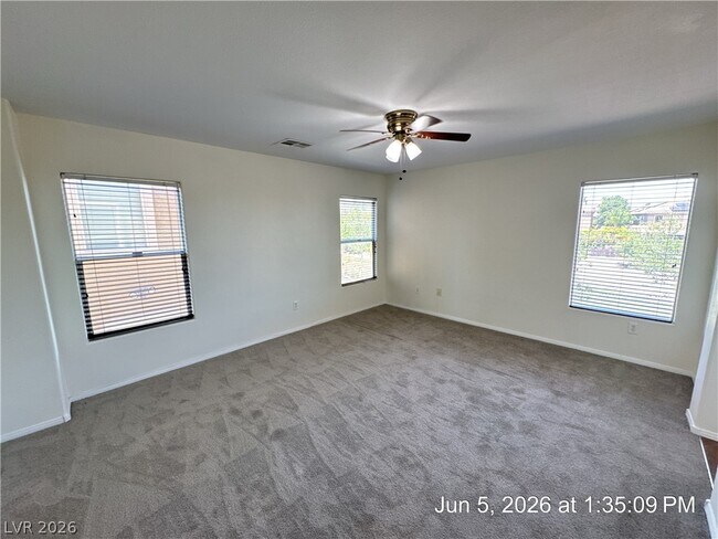 Building Photo - 2616 Courlan Dr