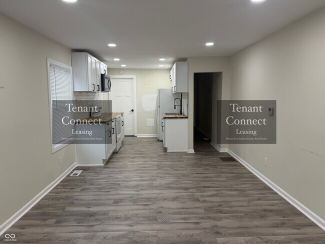 Building Photo - 2522 E 16th St