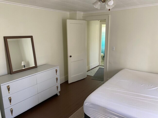 Building Photo - 3946 Adams St