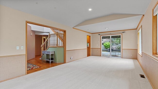 Building Photo - 24609 SE 45th Way