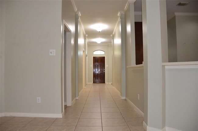 Building Photo - 4810 Claridge Park Ln