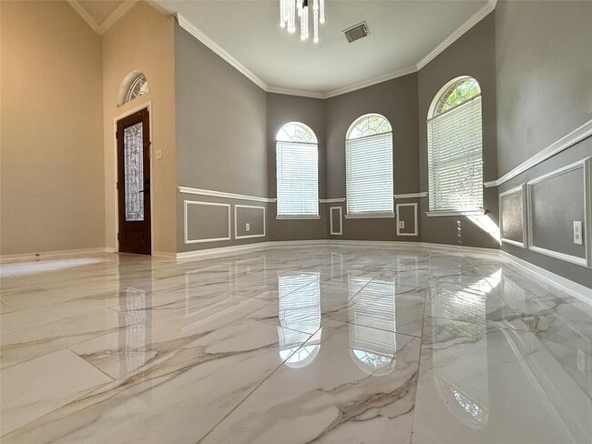 Building Photo - 11911 Timpnogos Dr