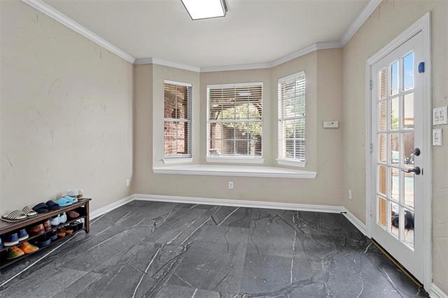 Building Photo - 4313 Oak Knoll Dr