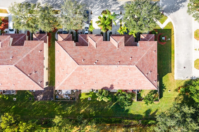 Building Photo - 8024 Briantea Dr