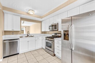 Building Photo - $500 Move In Special! 3 BD, 2.5 BA Townhome At The Groves In Carmel Valley-Del Mar