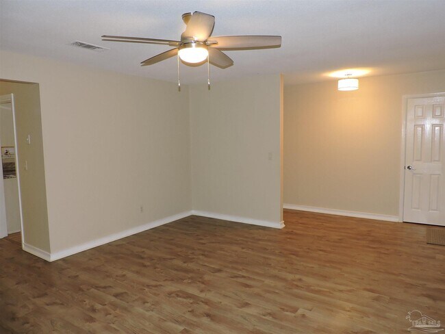 Building Photo - 5485 Willard Norris Rd