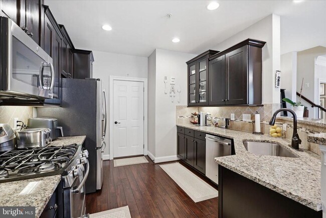 Building Photo - 42616 Hardage Terrace